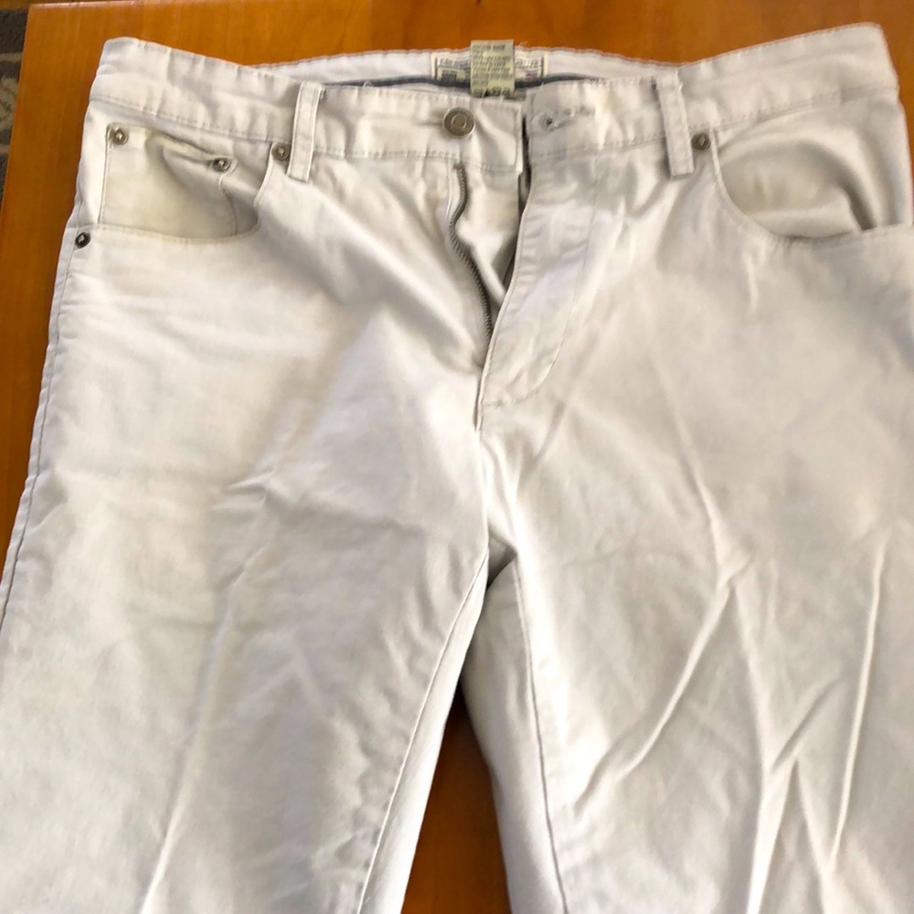 Alexander Julian stretch khakis 32x32
